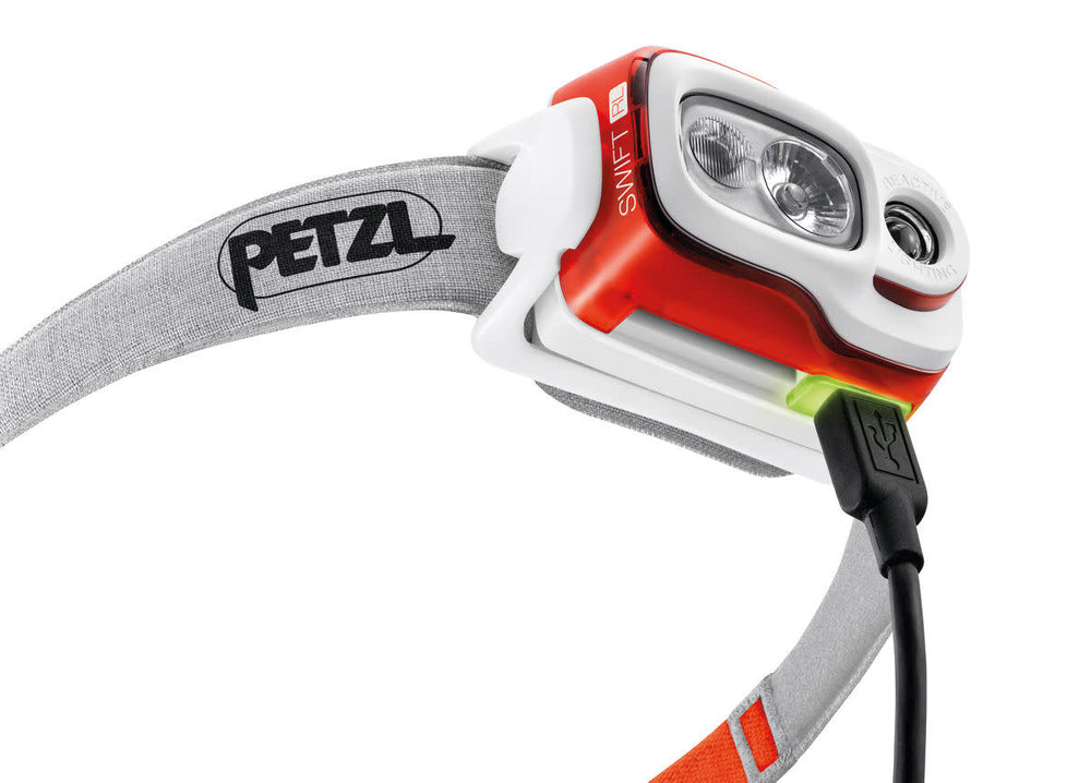 Petzl Swift RL 900 Lumens Headtorch